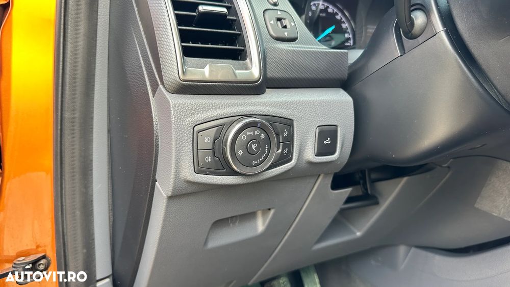 Ford Ranger 4x4 Cabina Dubla WILDTRACK - 17