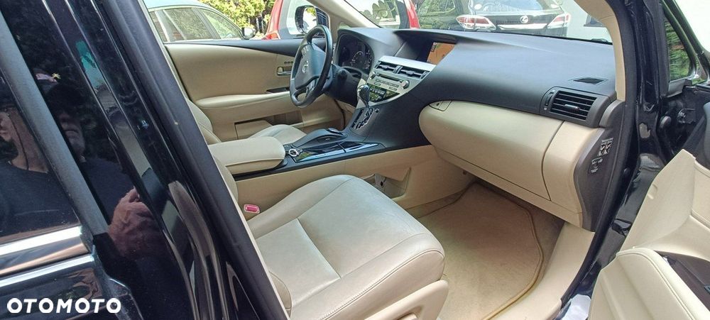 Lexus RX - 10