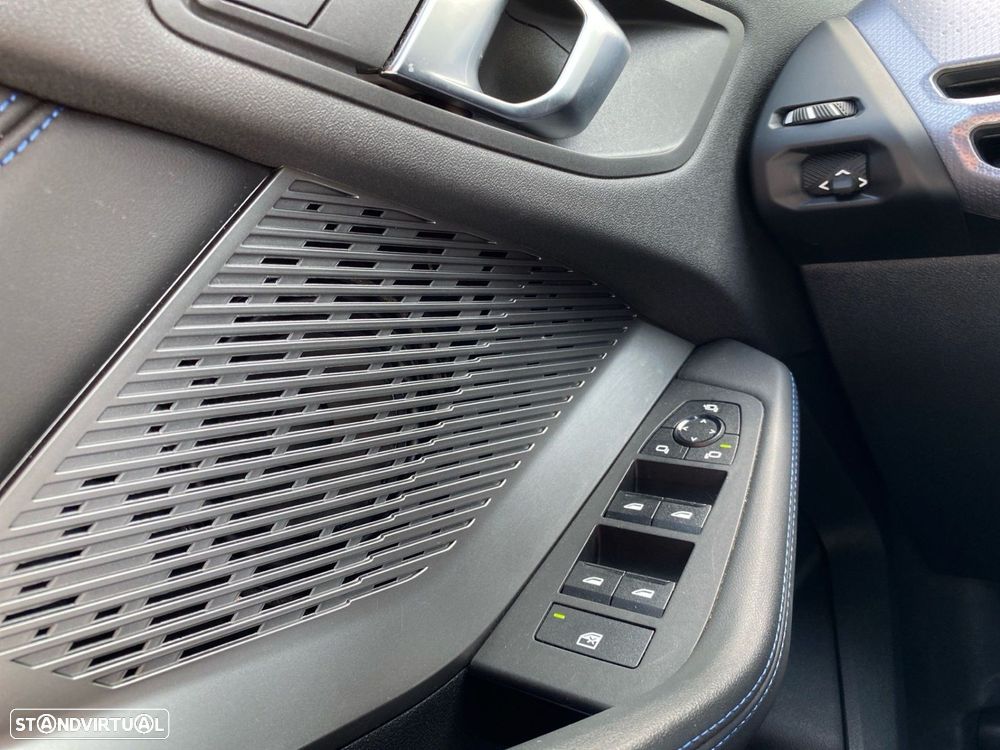 BMW 116 Pack Desportivo M — fotografia 13