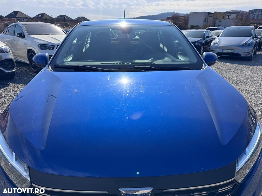 Dacia Logan TCe 90 Essential - 33