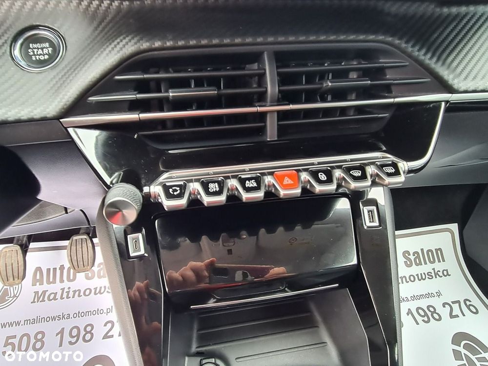 Peugeot 208 1.2 PureTech Allure S&S - 19