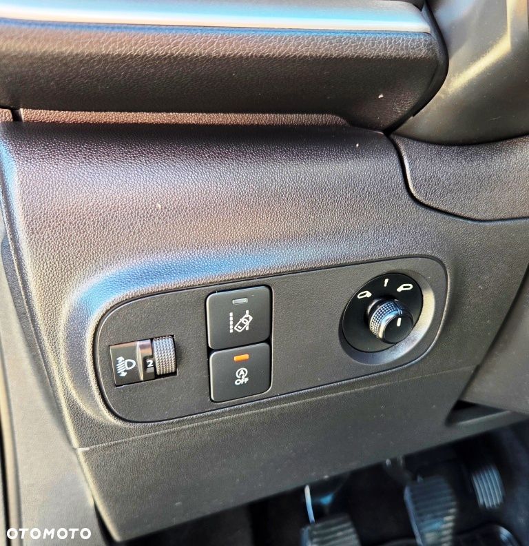 Citroën C3 1.2 PureTech Live - 28