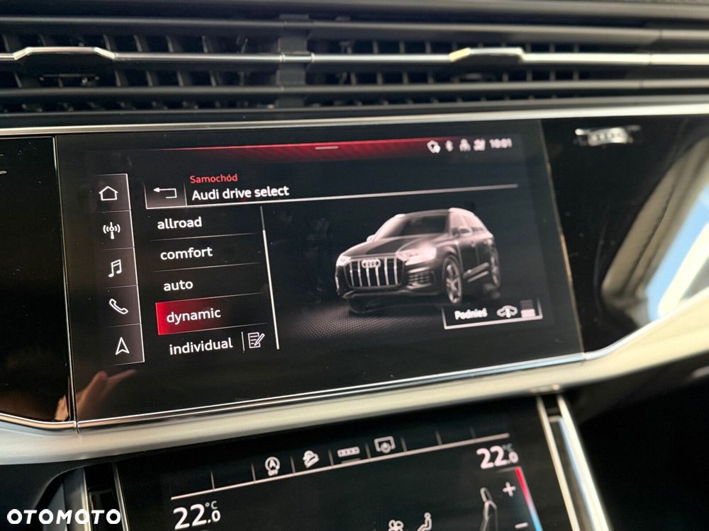 Audi Q7 - 36