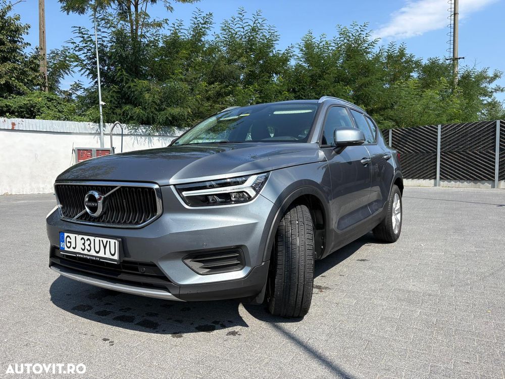 Volvo XC 40 D3 AWD Momentum Pro - 4