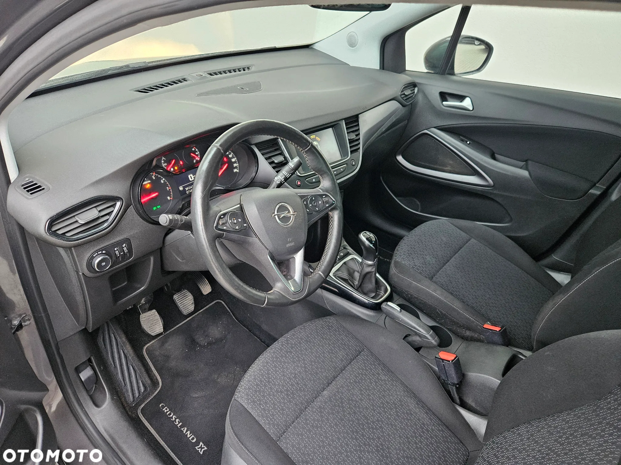 Opel Crossland X - 7