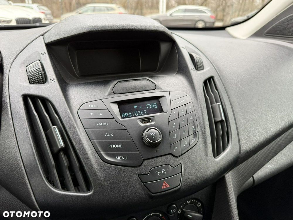 Ford Transit Connect - 4