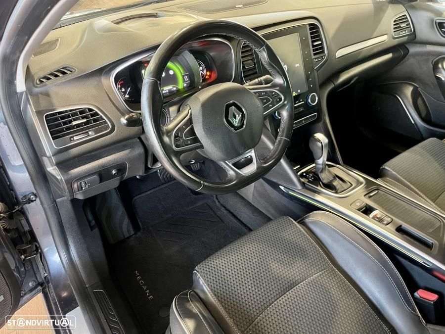 Renault Mégane Sport Tourer - 11