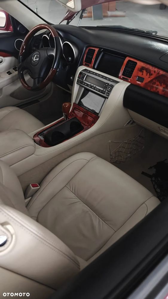 Lexus SC 430 - 11