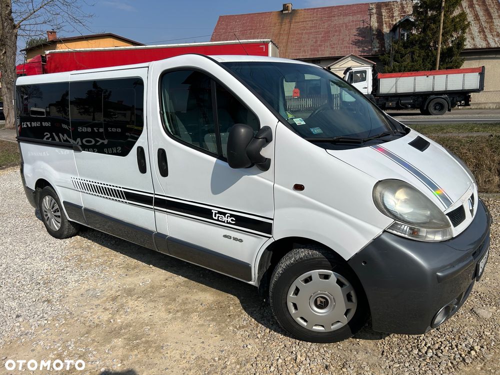 Renault Trafic - 16