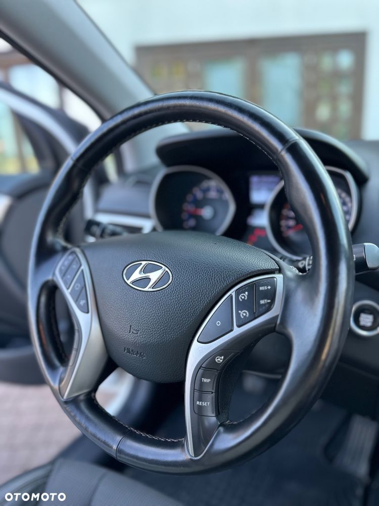 Hyundai i30 1.6 CRDi Fifa World Cup Edition - 29