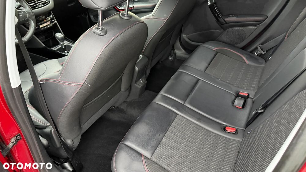 Peugeot 2008 PureTech 110 Stop&Start EAT6 GT-Line Edition - 12