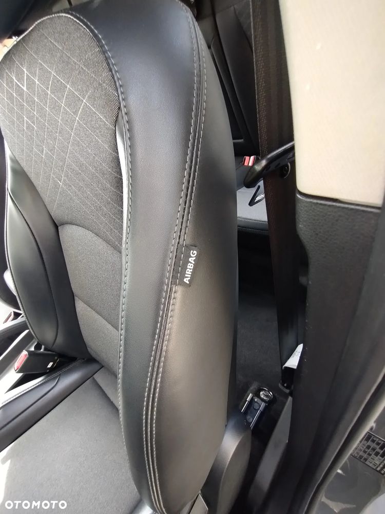 SsangYong/KGM Tivoli - 19