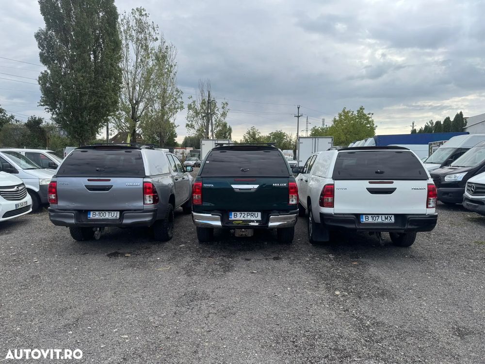 Toyota HILUX - 12