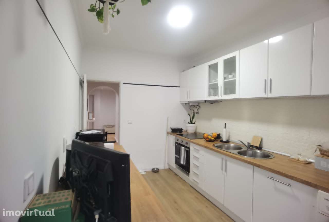 Apartamento T2 Renovado Almada - Grande imagem: 2/20