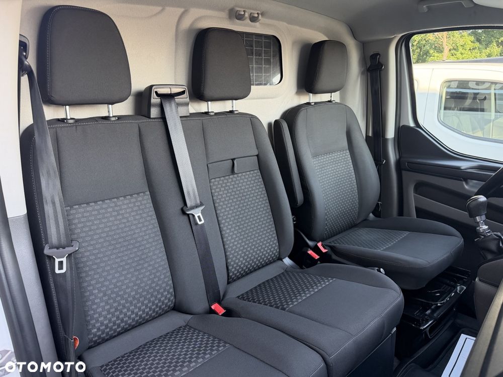 Ford Transit Custom - 16