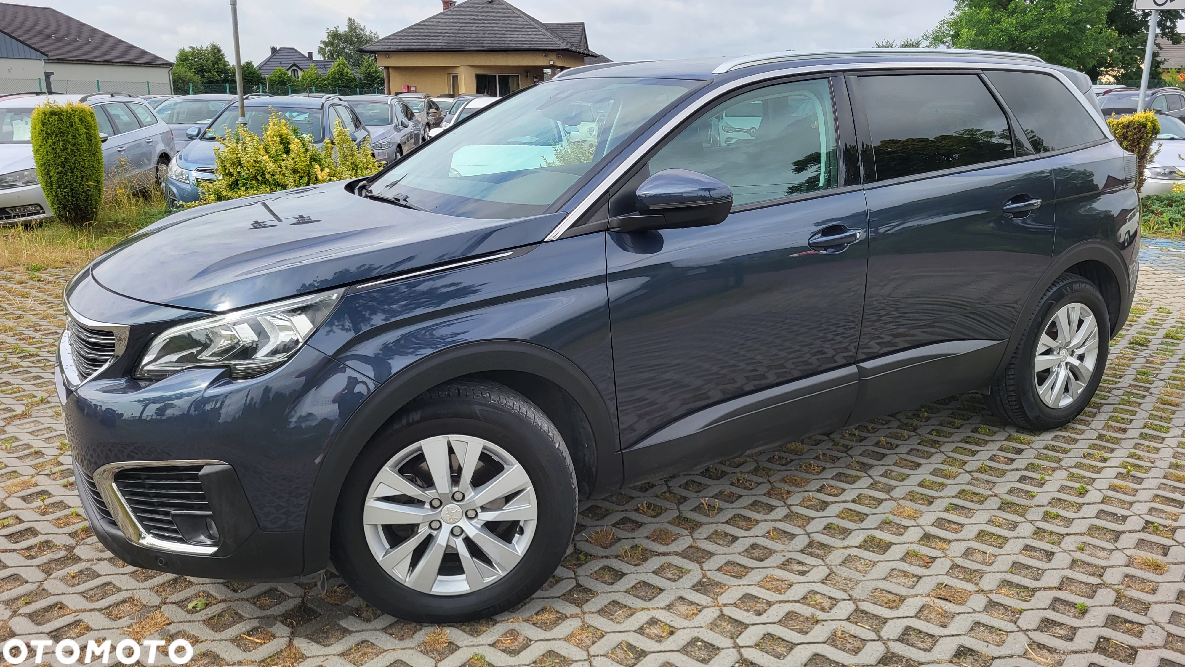 Peugeot 5008 BlueHDI 120 EAT6 Active - 27