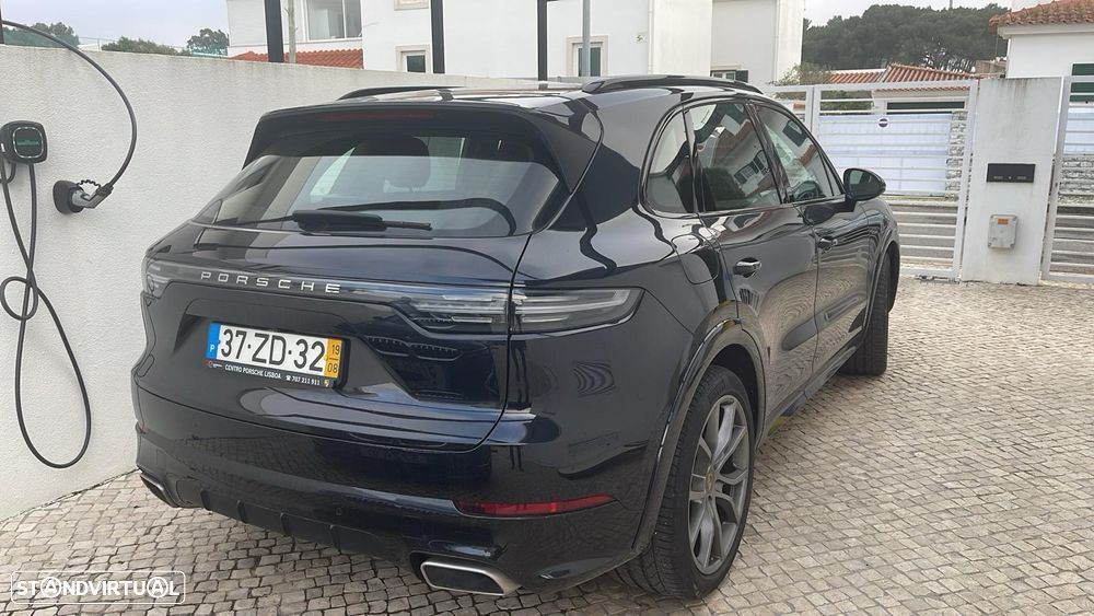 Porsche Cayenne Dakar 84 - 3