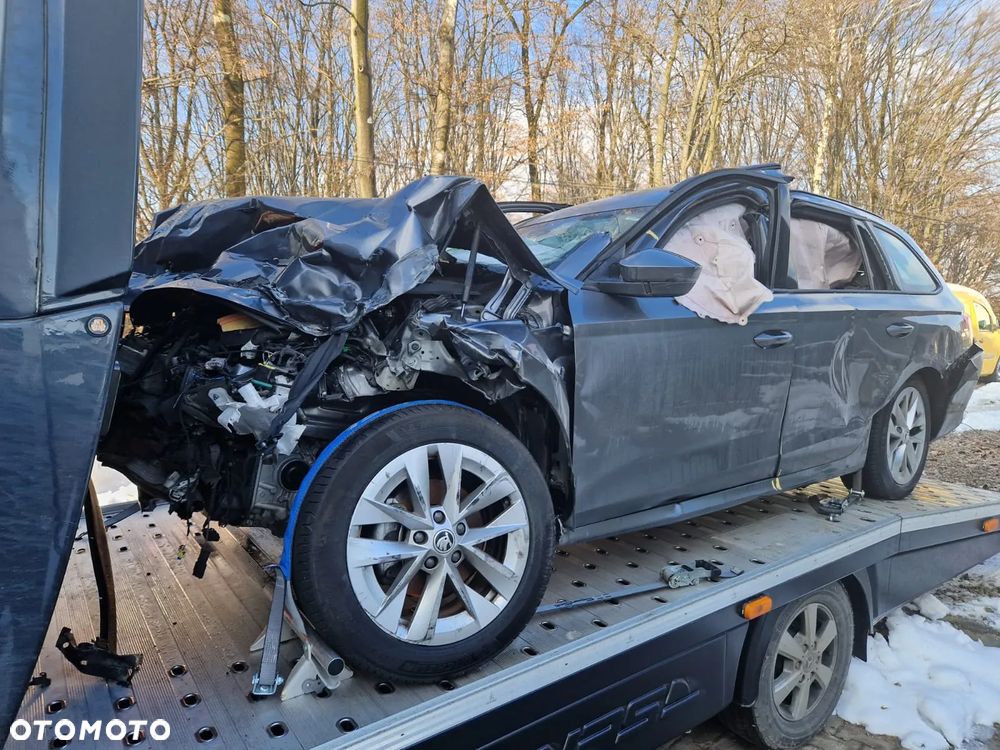 Skoda Octavia 2.0 TDI DSG Selection - 7