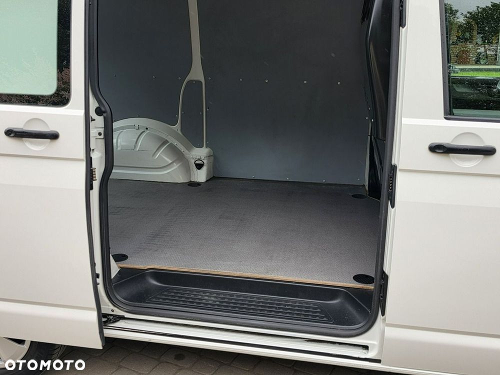 Volkswagen Transporter - 15
