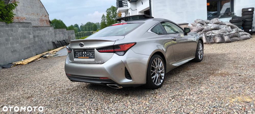 Lexus RC - 8