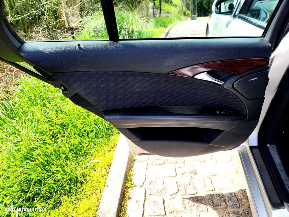 Mercedes-Benz E 220 CDi Avantgarde - 15