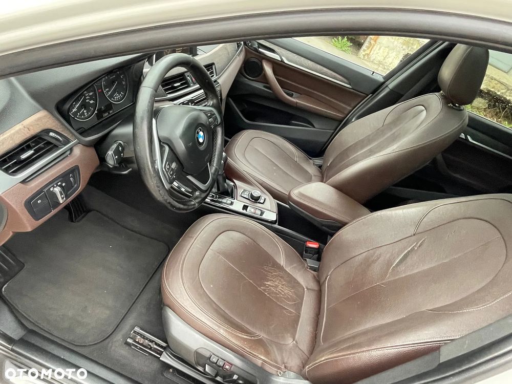 BMW X1 xDrive28i xLine - 12