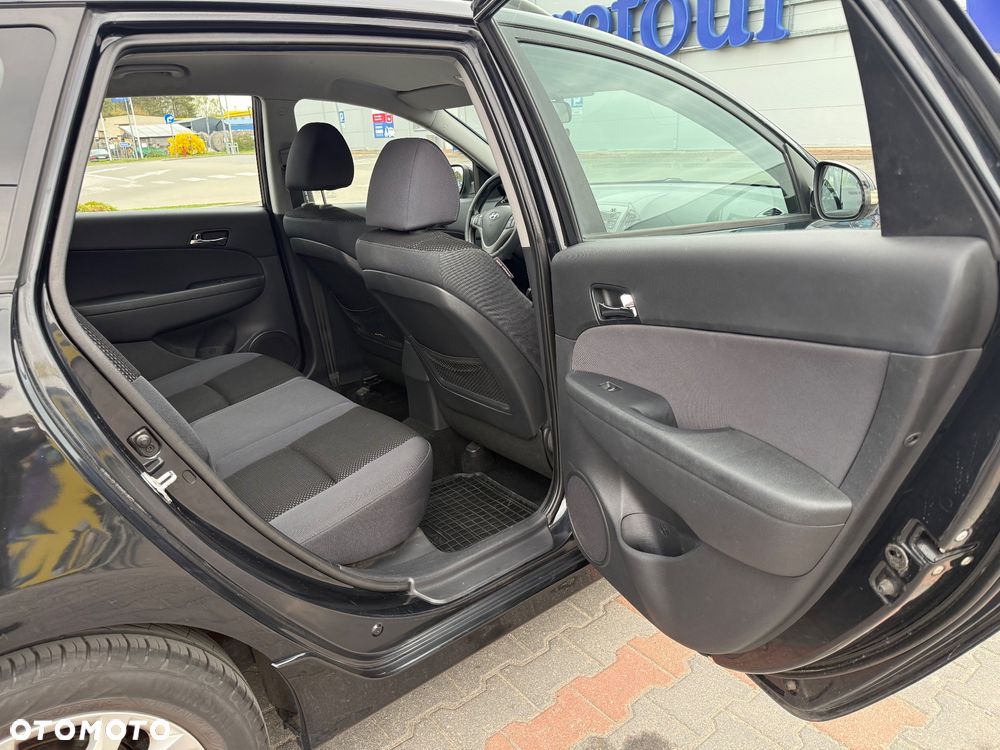 Hyundai i30 i30cw 1.4 blue Comfort - 8