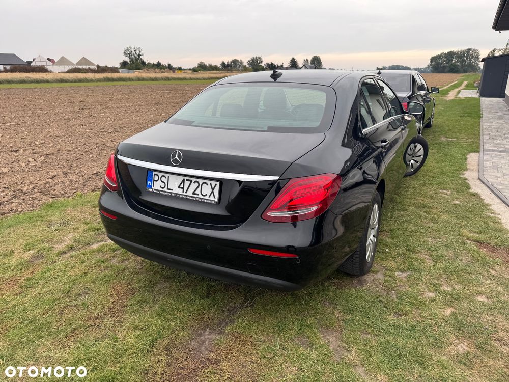 Mercedes-Benz Klasa E 200 d 9G-TRONIC Exclusive - 10