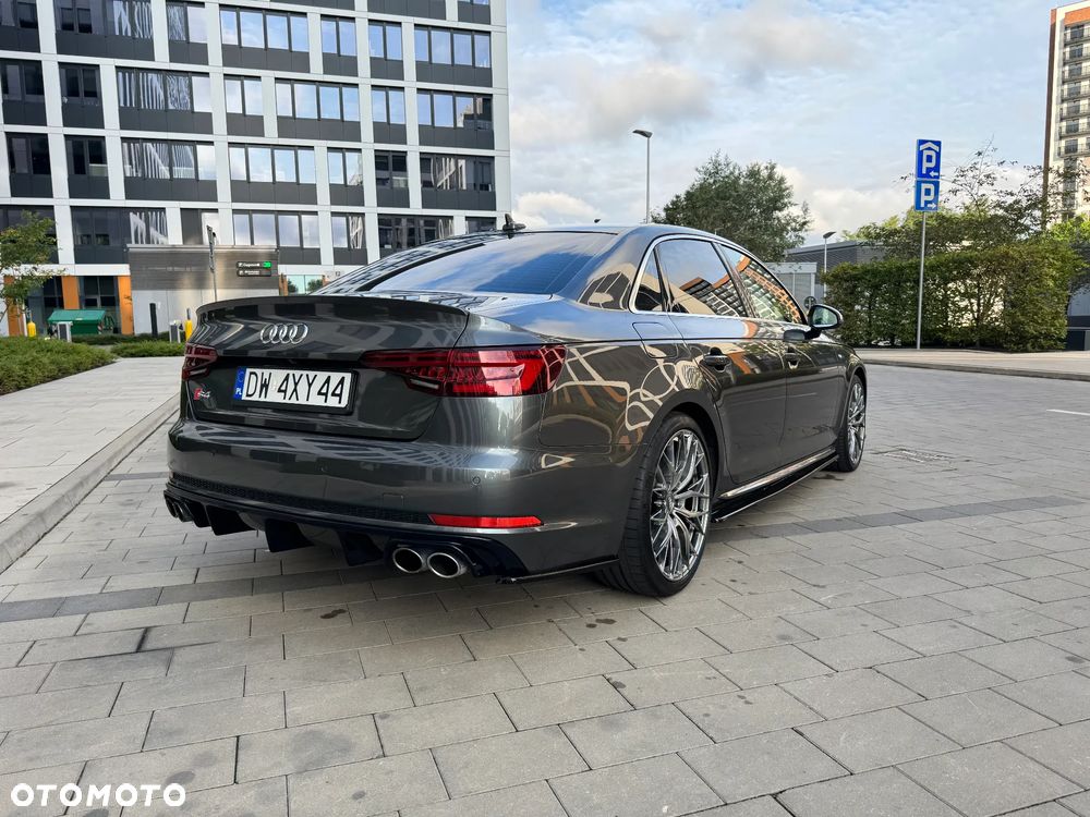 Audi S4 Limousine - 5