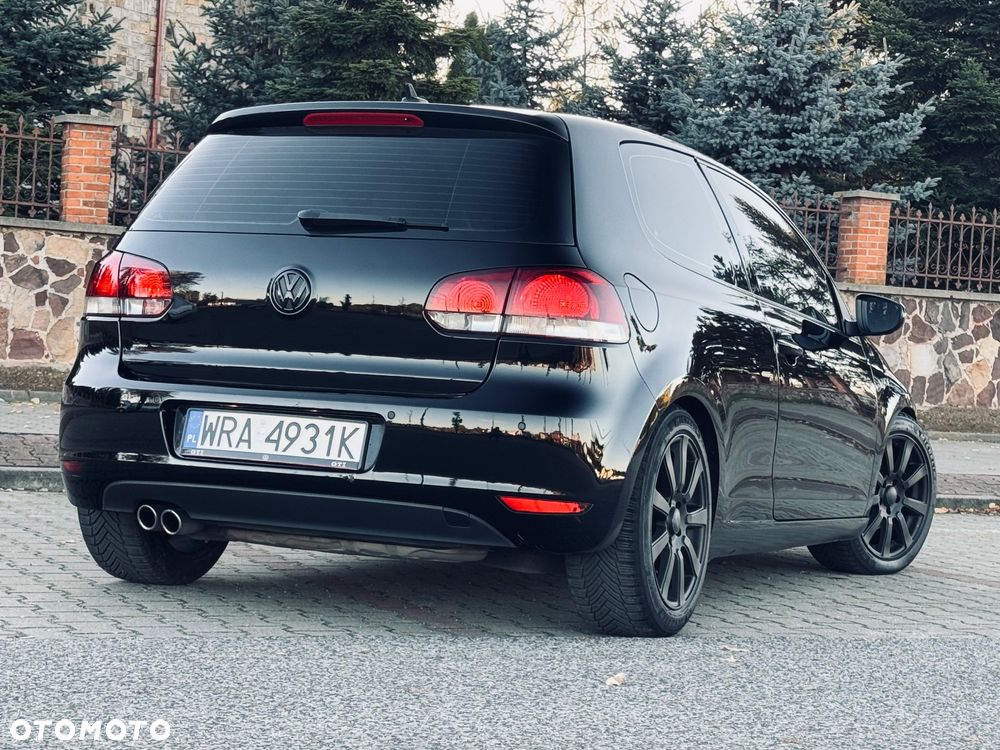 Volkswagen Golf VI 2.0 TDI Comfortline - 26