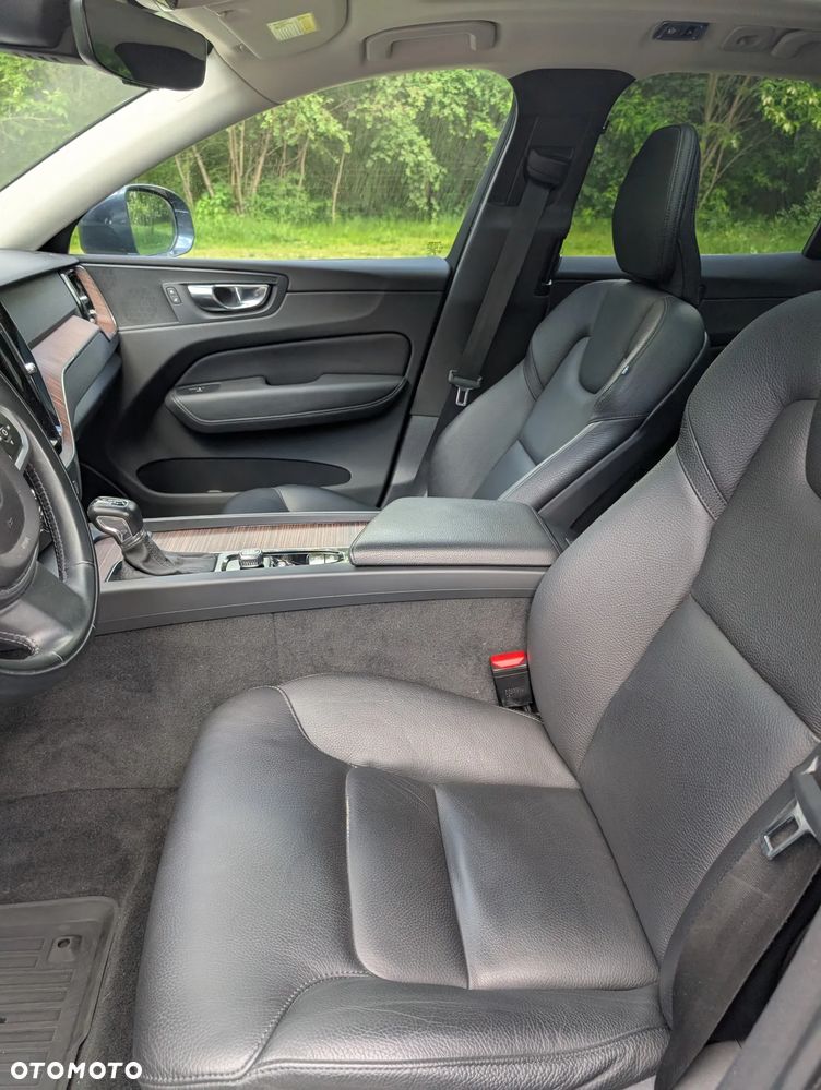 Volvo XC 60 - 18