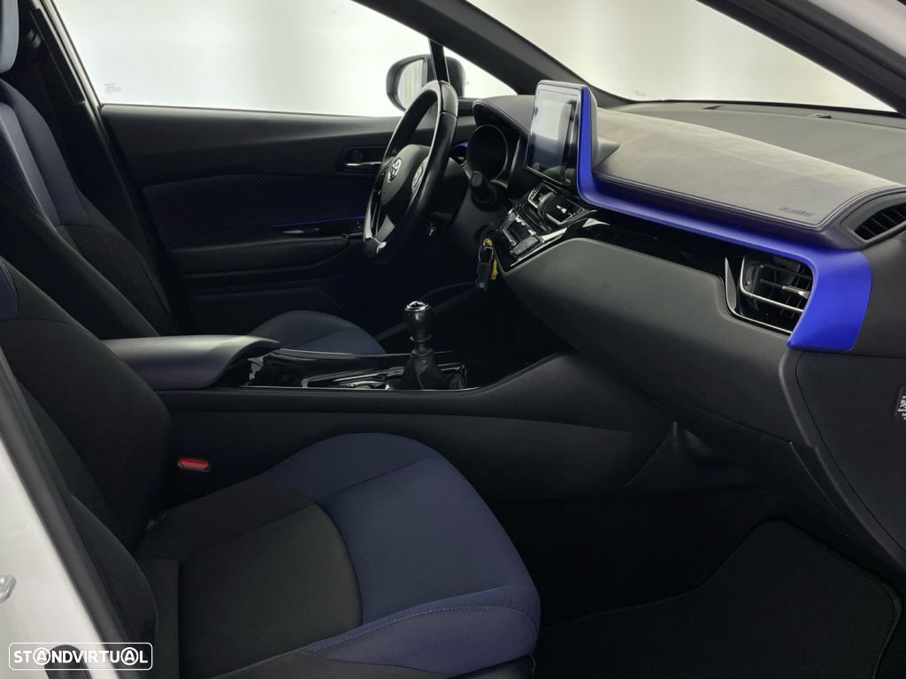 Toyota C-HR 1.2T Comfort+P.Style - 23