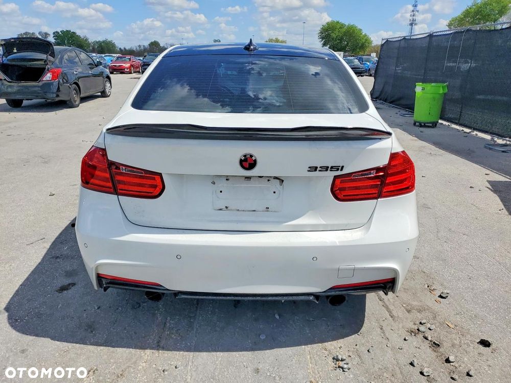 BMW Seria 3 335i Luxury Line - 3