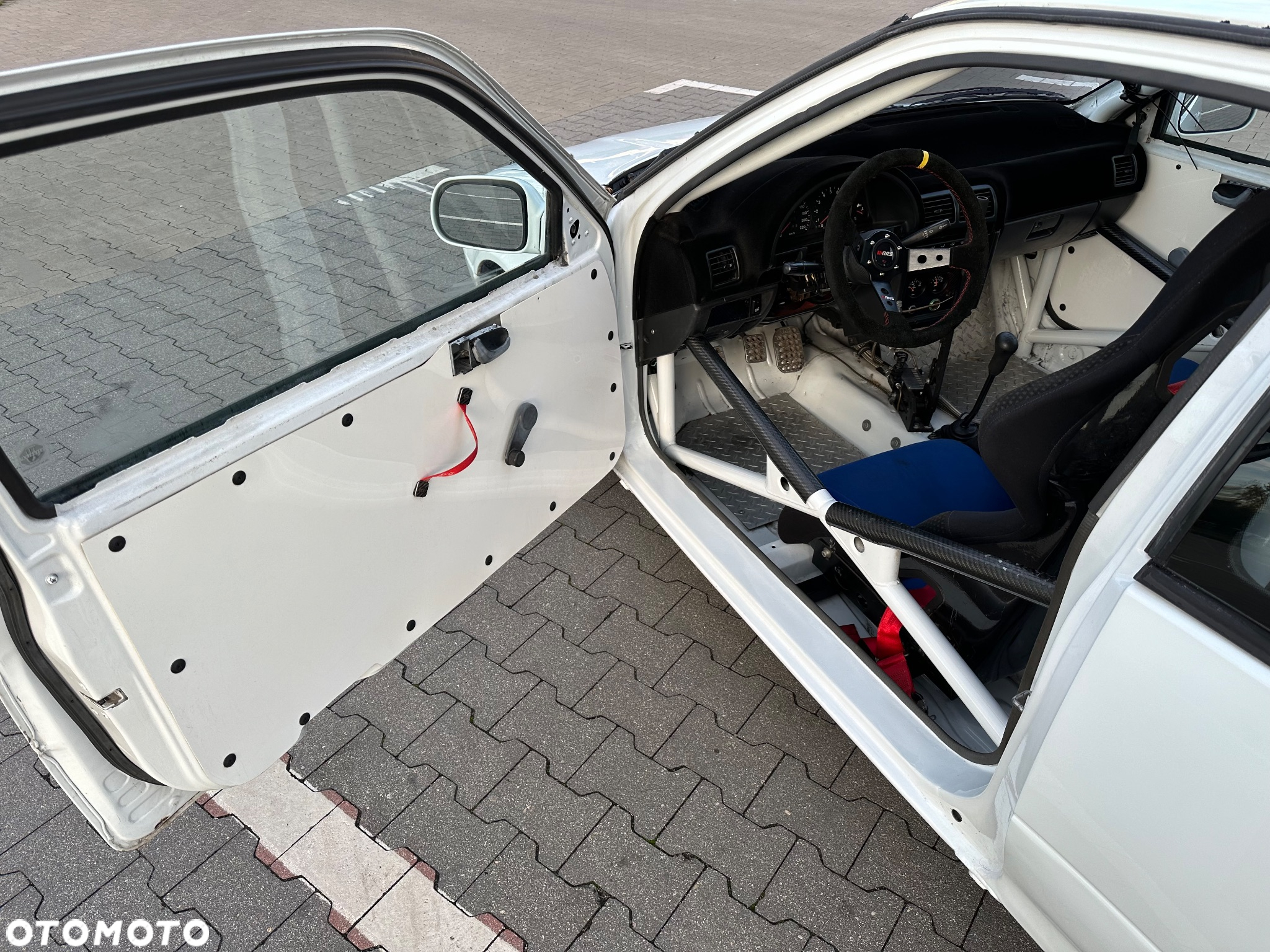 Suzuki Swift 1.3 16V GTi - 13