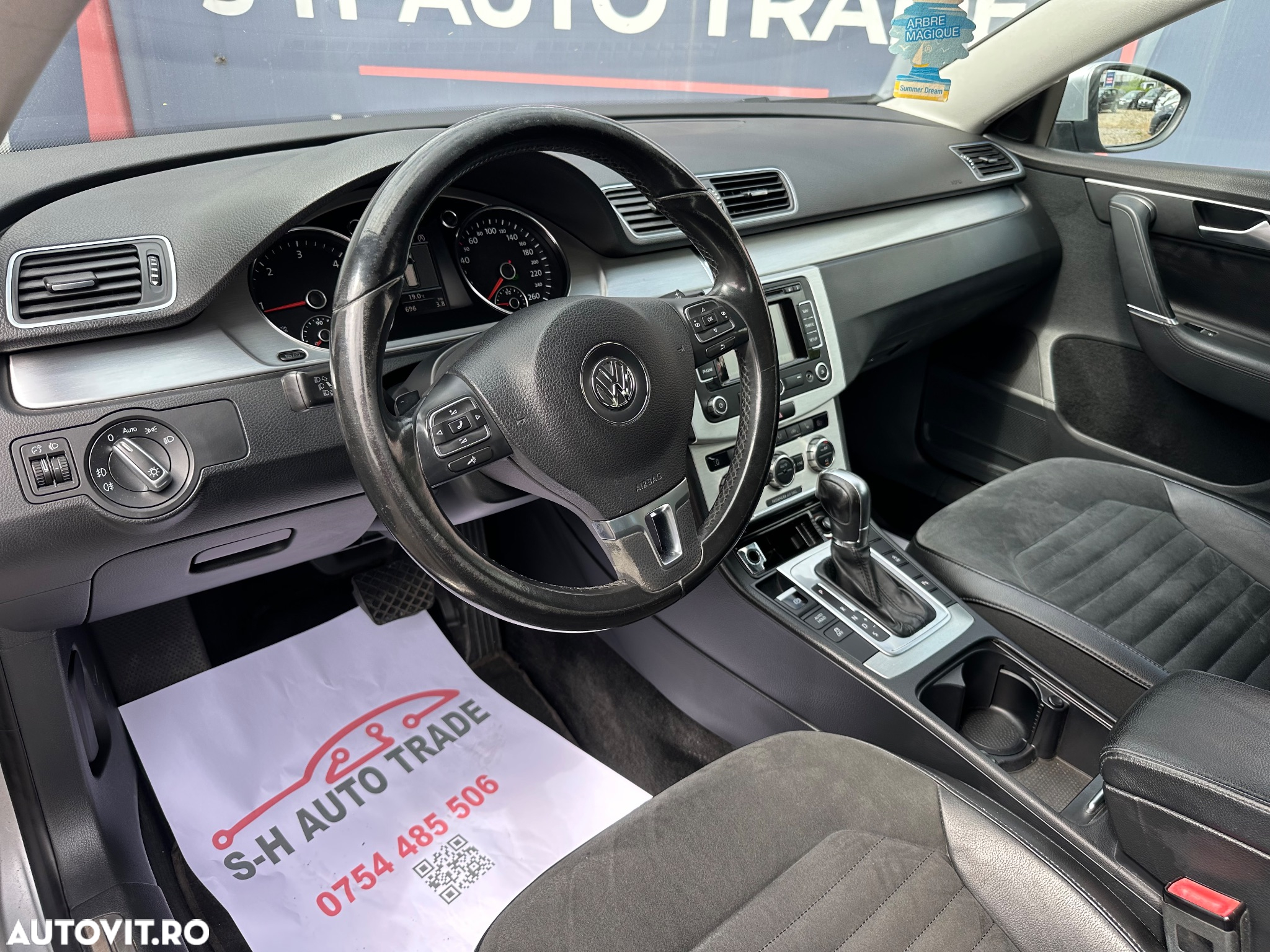 Volkswagen Passat Variant 2.0 TDI DSG BlueMotion Technology Highline - 6