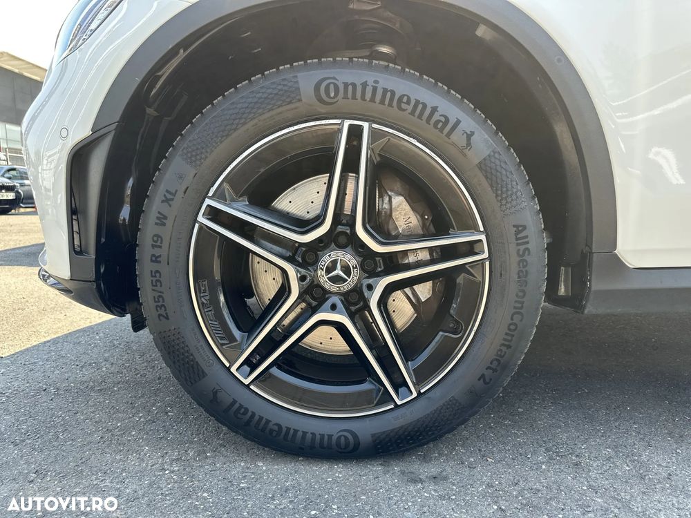 Mercedes-Benz GLC 300 e 4MATIC - 14