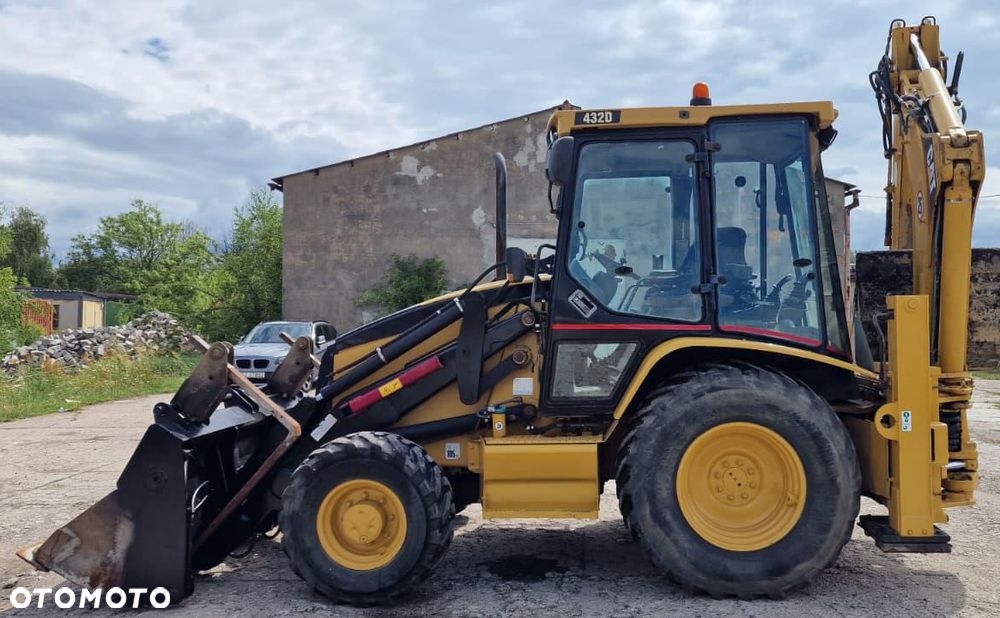 Caterpillar 432D - 2