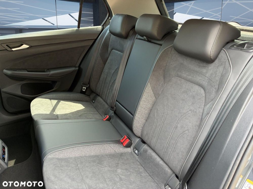 Volkswagen Golf - 7