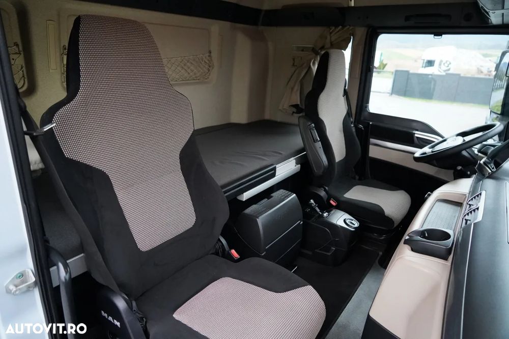 MAN TGX 18.500 / 4x4 / HIDRAULICĂ / HIDROPROPULSARE / CABINĂ JOSĂ / ANVELOPE 100% / EURO 6 / - 35