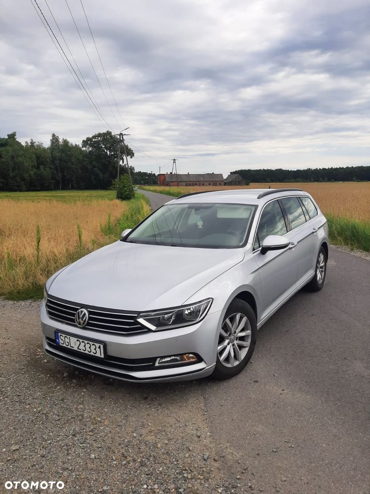 Volkswagen Passat 2.0 TDI (BlueMotion Technology) DSG Comfortline - 4