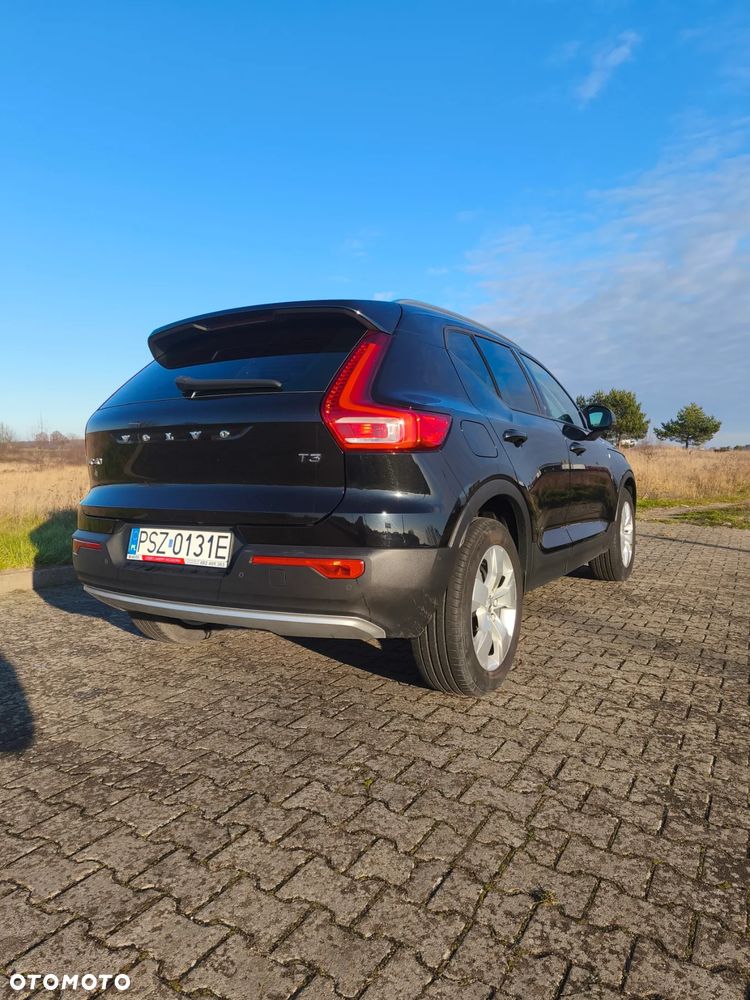 Volvo XC 40 T3 Momentum Pro - 5