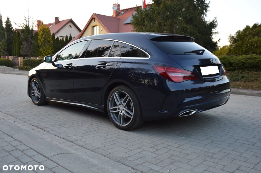 Mercedes-Benz CLA 180 d AMG Line - 16
