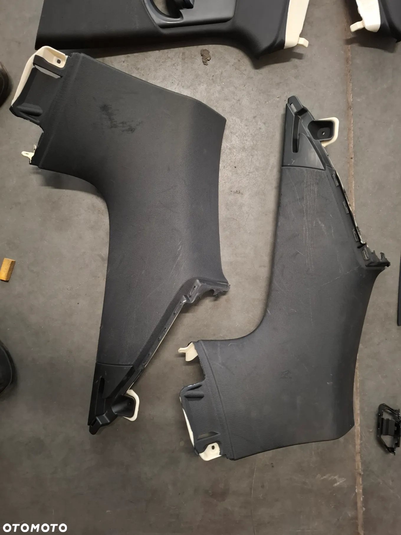 Podsufitka sufit czarna słupki komplet Audi A6 C7 kombii Rok 2015 - 3