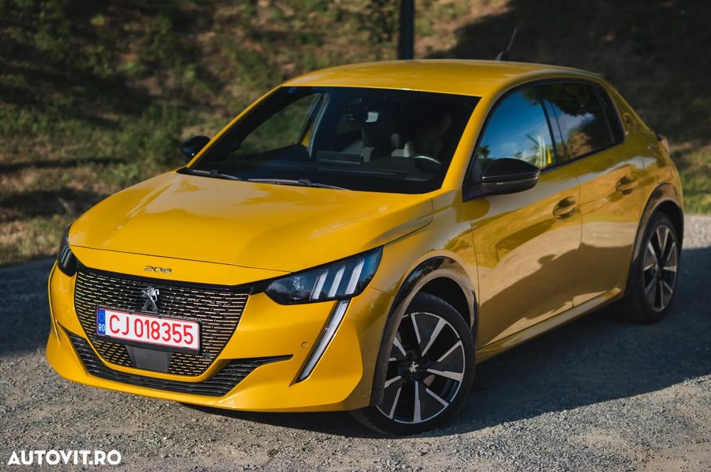 Peugeot 208 e-208 GT-Line - 1