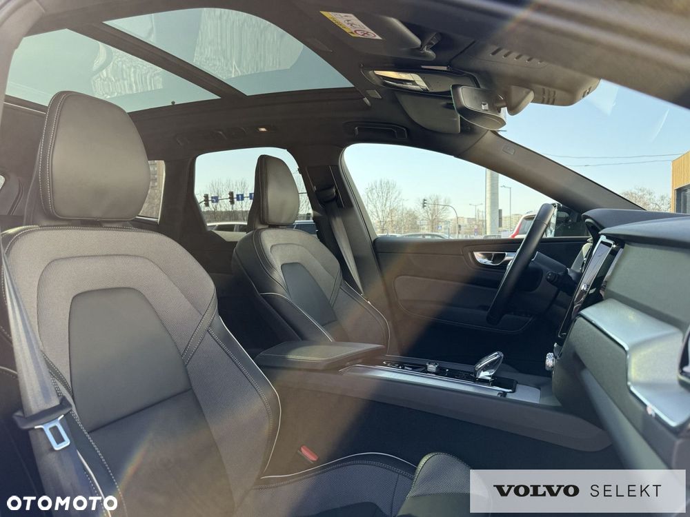 Volvo XC 60 - 25
