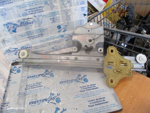 Elevador Sem Motor 827008880R RENAULT CLIO 4 SW 2014 1.5DCI 90CV 5P CINZA TD - 2