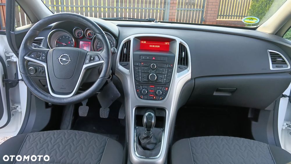 Opel Astra 1.4 T Edition 150 - 7