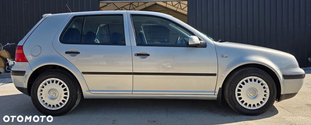 Volkswagen Golf 1.4 Comfortline - 5