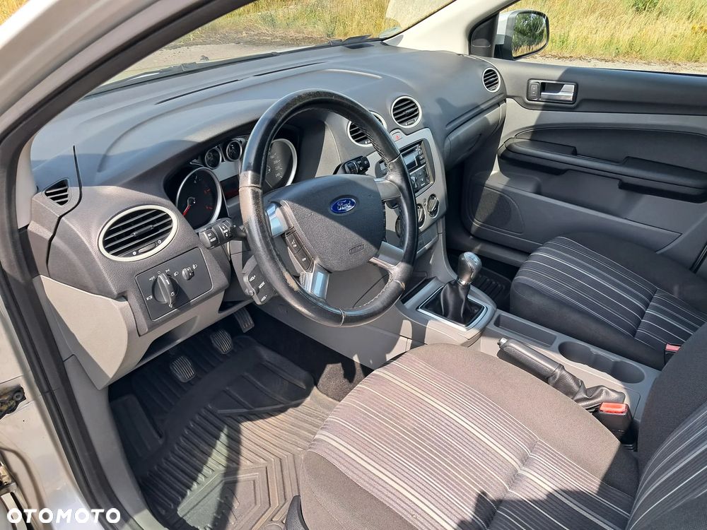 Ford Focus - 9