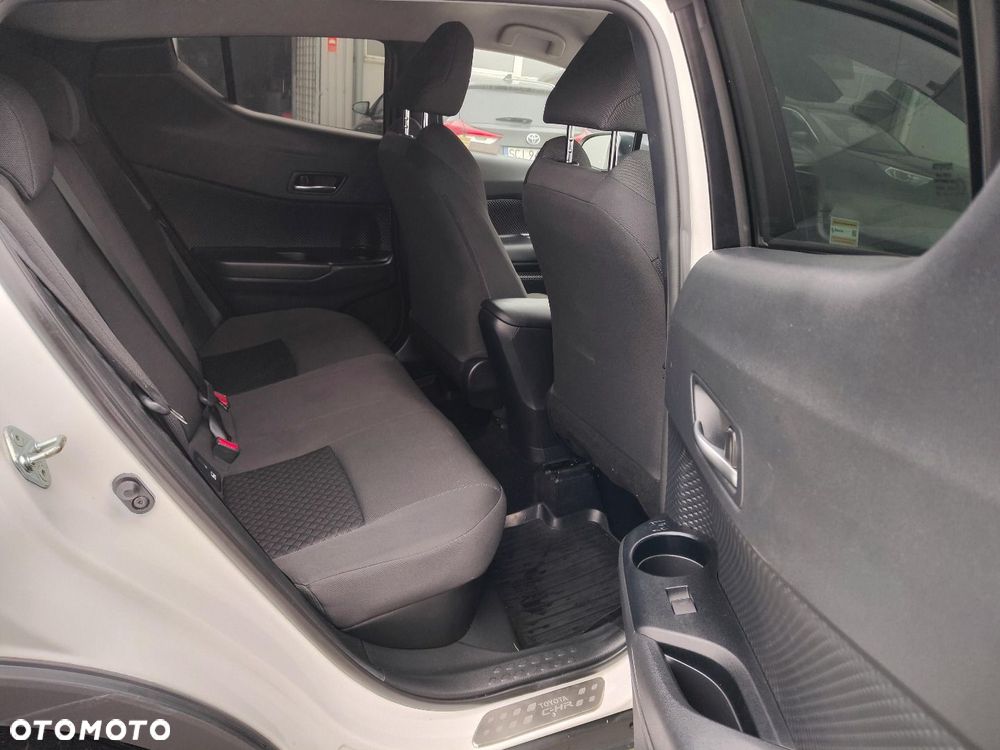 Toyota C-HR - 14